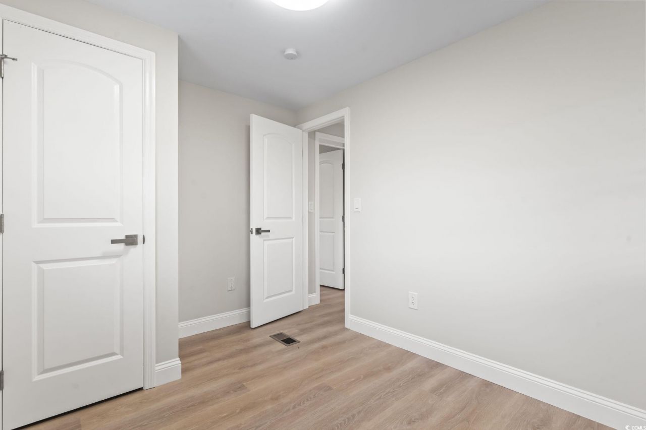 870 Highway 9 Business E Photo 19