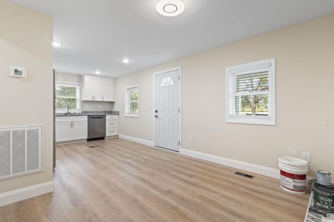 870 Highway 9 Business E Photo 21