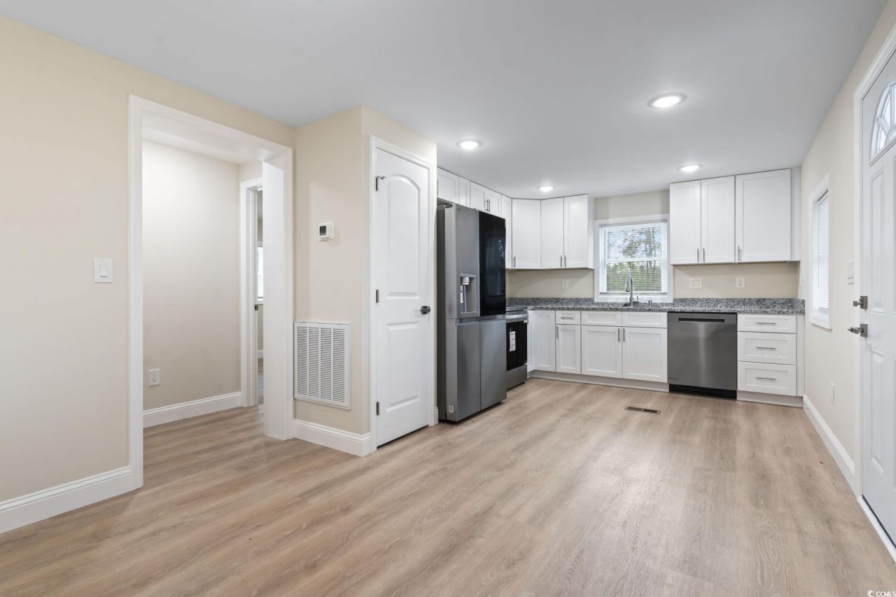 870 Highway 9 Business E Photo 23