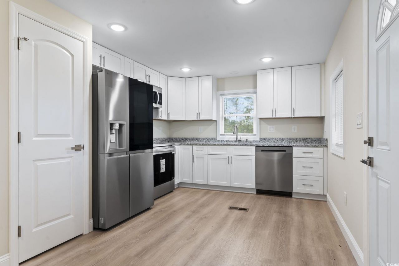 870 Highway 9 Business E Photo 24