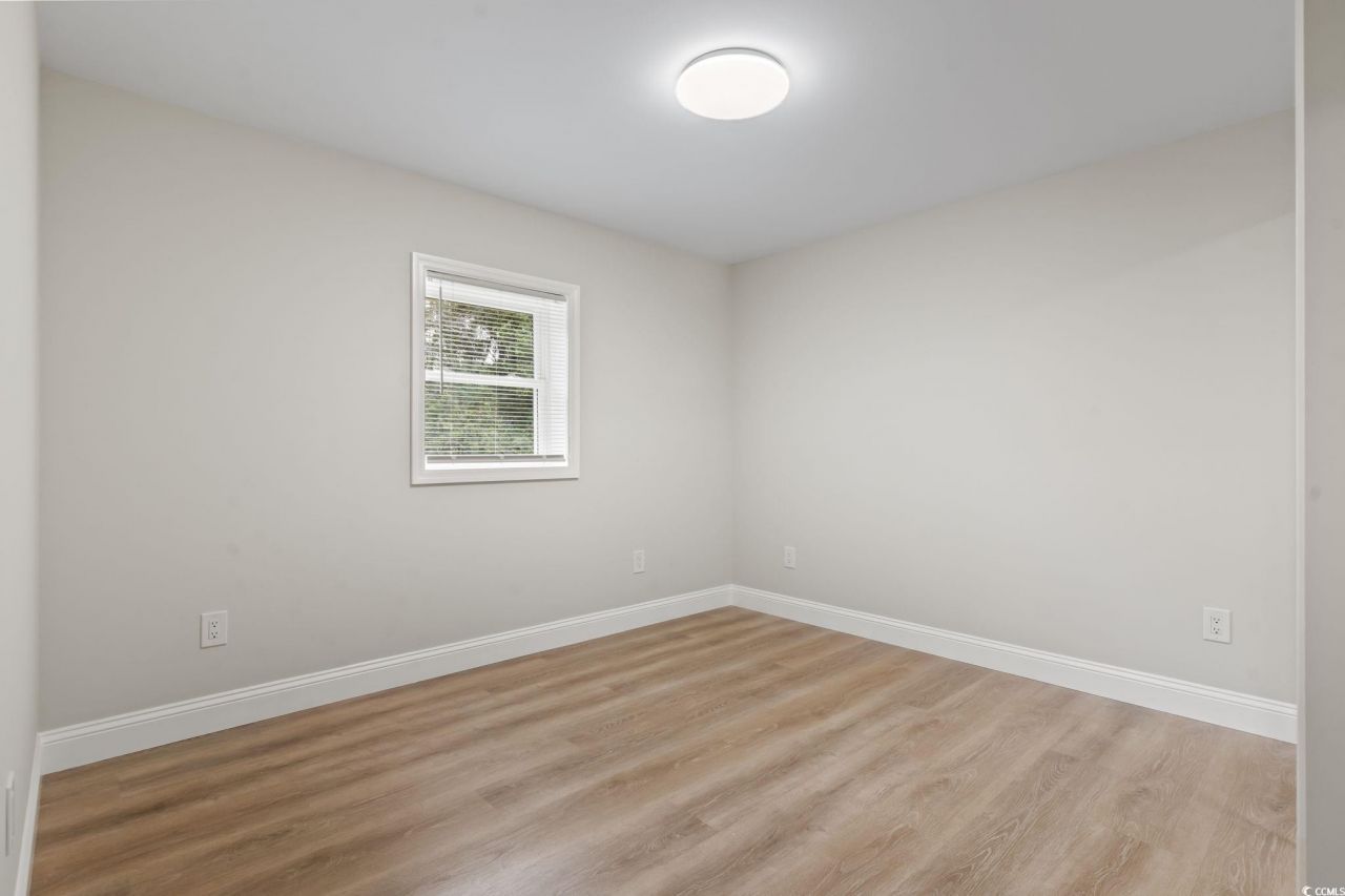 870 Highway 9 Business E Photo 6