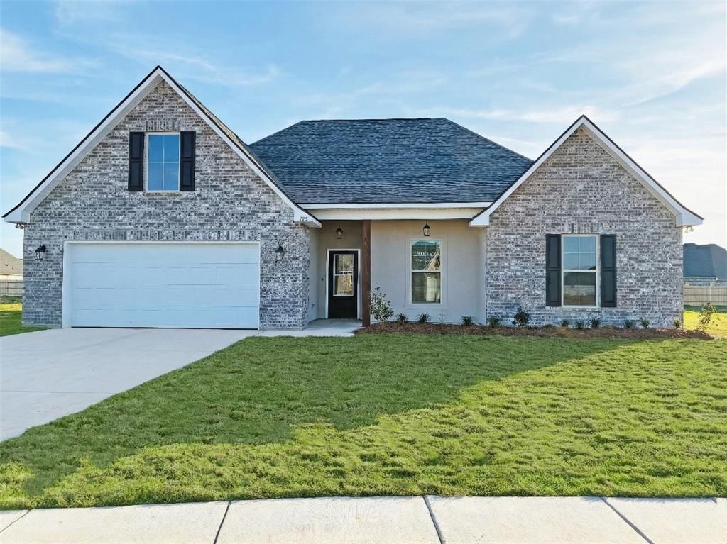 729 Crewe Lane, Bossier City, LA 71111 Main Photo