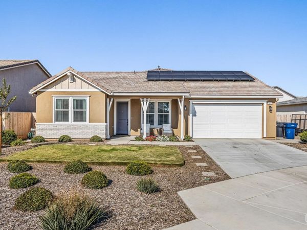 3012 Sand Hills, Tulare, CA 93274