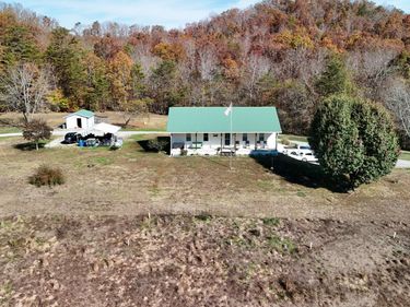 286 E Doe Creek Road, Liberty, KY 42539