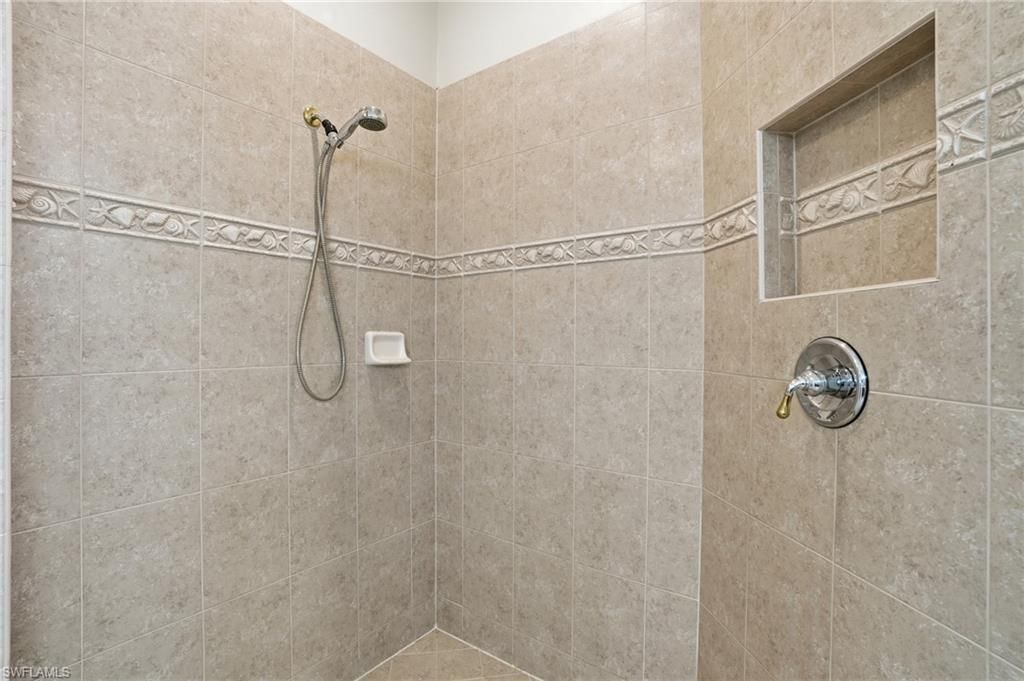 5957 Tarpon Gardens Cir, Unit 202, Cape Coral, FL 33914 Photo