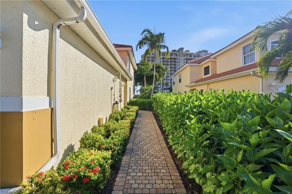 5957 Tarpon Gardens Cir, Unit 202, Cape Coral, FL 33914 Photo