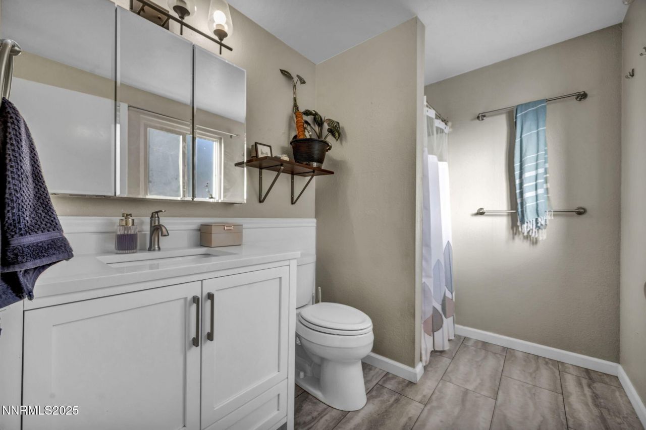 2075 Buckskin Drive, Washoe Valley, NV 89704 Photo