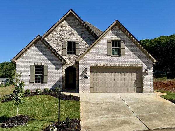 9933 Rio Bravo Lane, Knoxville, TN 37922