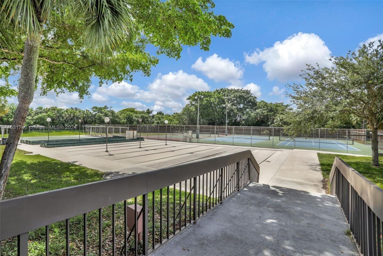 3160 Holiday Springs Boulevard, Unit 7-104, Margate, FL 33063 Photo