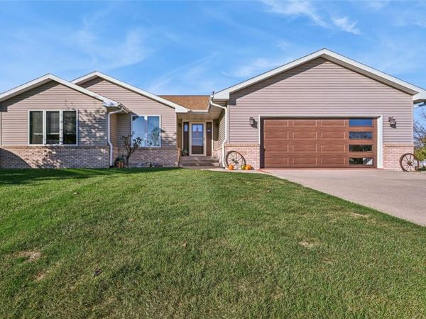 405 D Avenue, Atkins, IA 52206