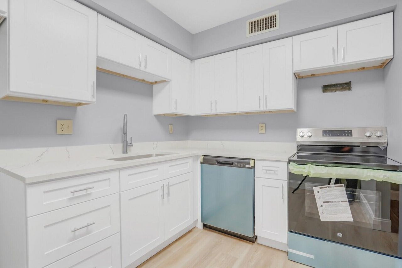 9840 Pineapple Tree Drive, Unit 103, Boynton Beach, FL 33436 Photo