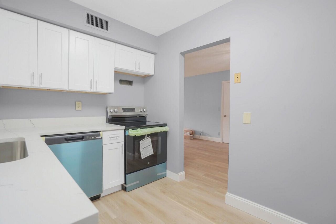 9840 Pineapple Tree Drive, Unit 103, Boynton Beach, FL 33436 Photo