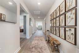 484 Acosta Circle photo 4