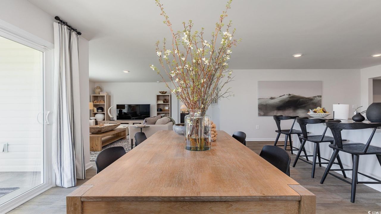 484 Acosta Circle Photo 9