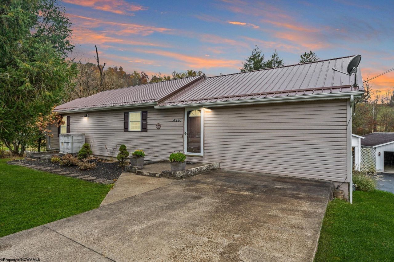 4950 Buckhannon Pike, Mount Clare, WV 26408 Main Photo