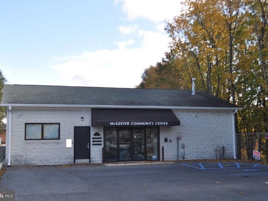 943 Fairmont Avenue, Pottsville, PA 17901 Main Photo