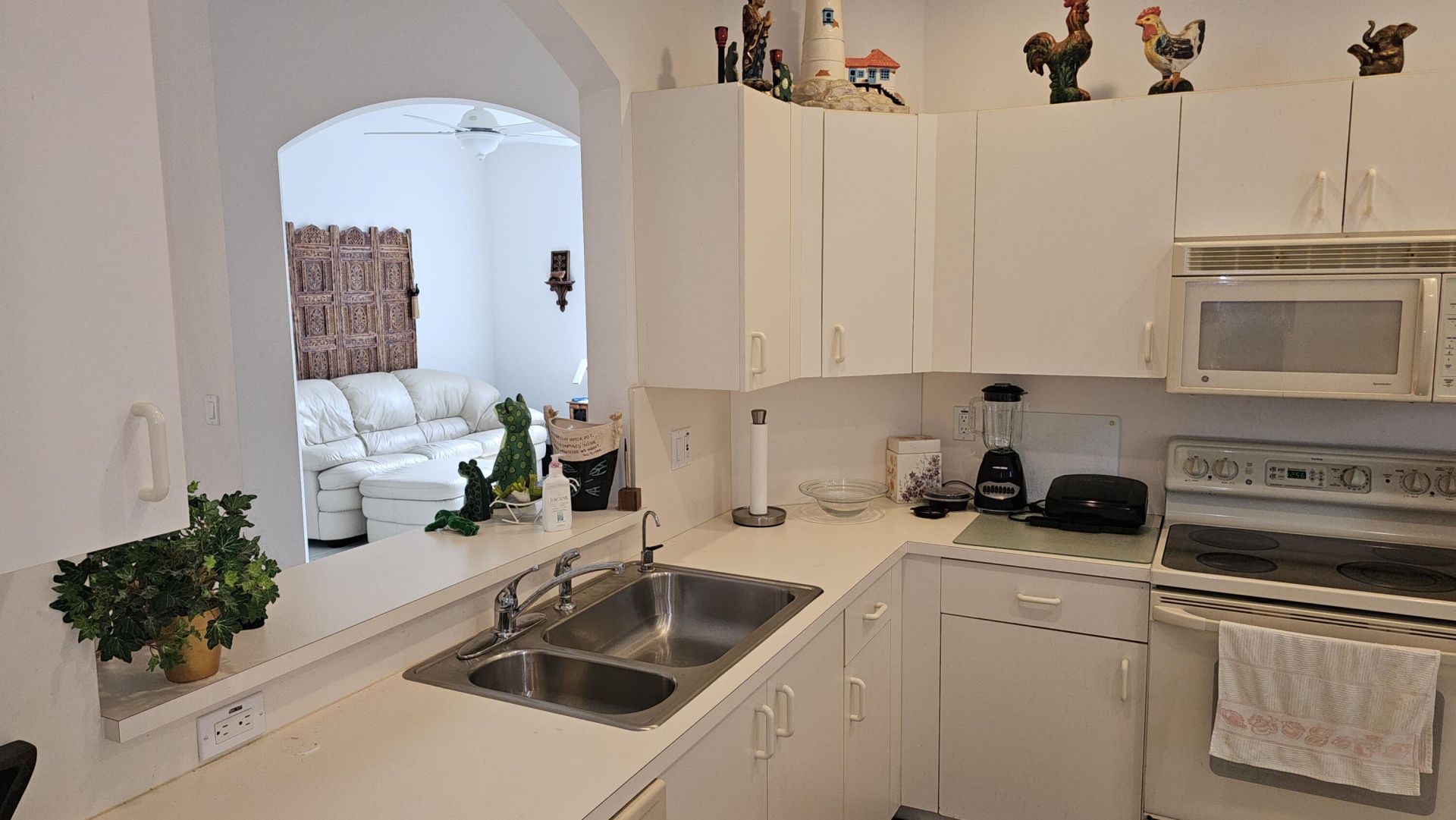 9628 Crescent View Drive N, Boynton Beach, FL 33437 Photo