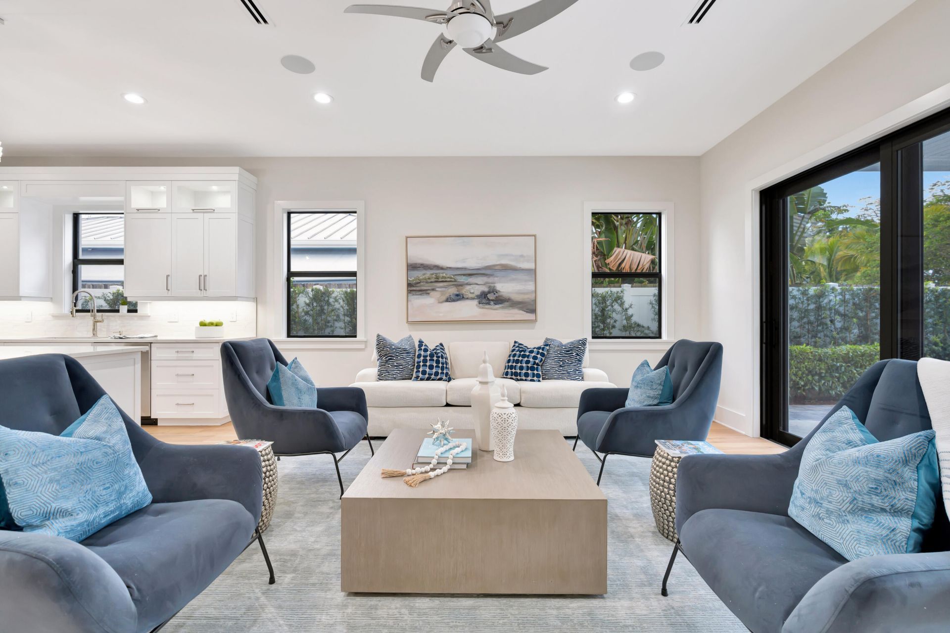 245 Alhambra Place, West Palm Beach, FL 33405 Photo