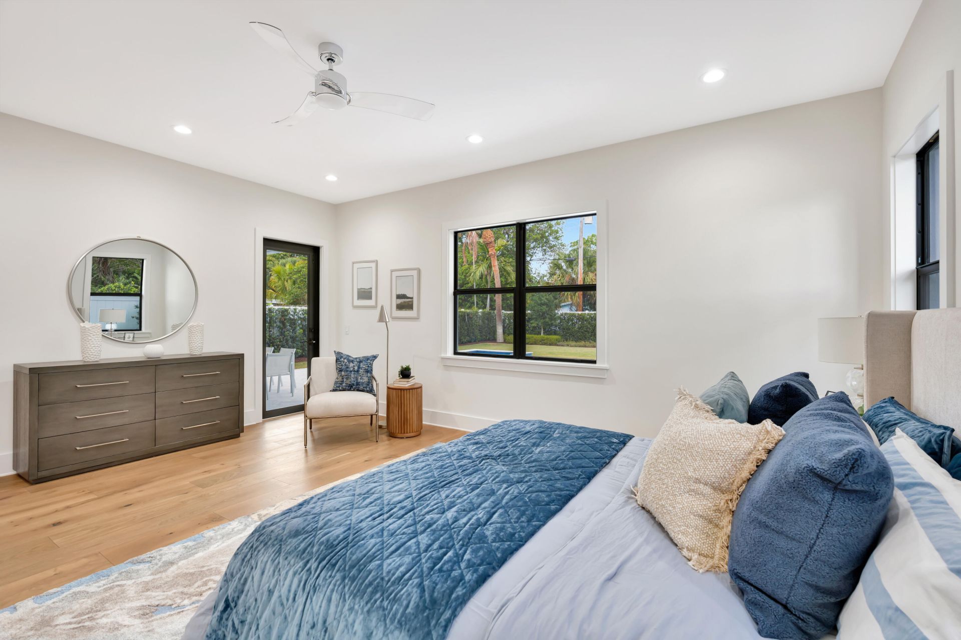 245 Alhambra Place, West Palm Beach, FL 33405 Photo