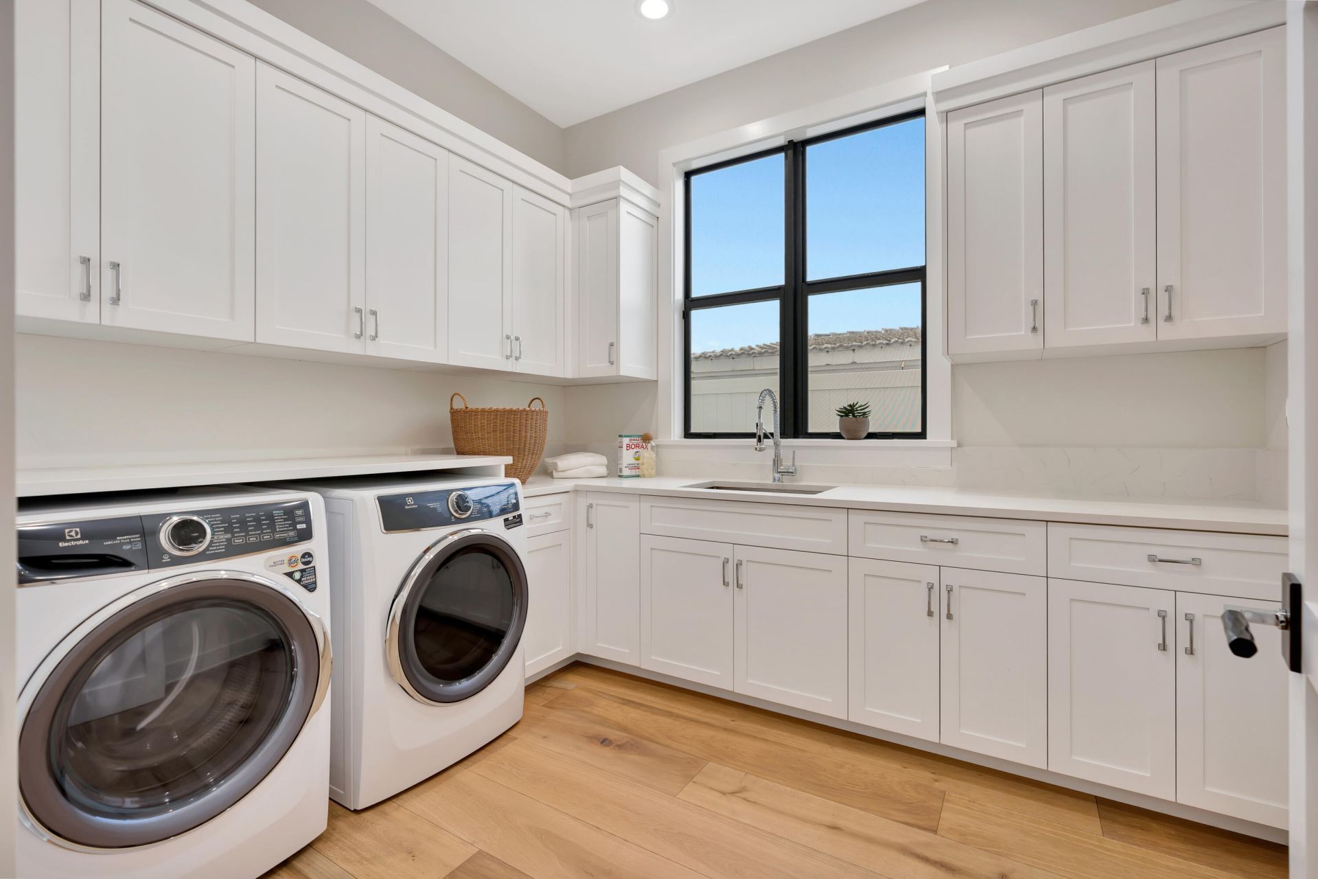 245 Alhambra Place, West Palm Beach, FL 33405 Photo