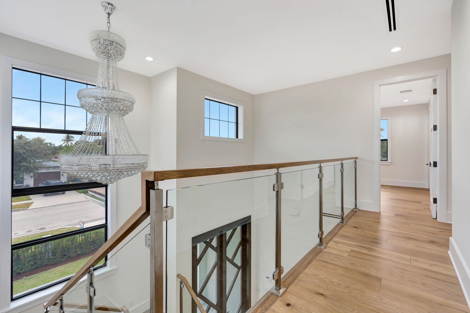 245 Alhambra Place, West Palm Beach, FL 33405 Photo