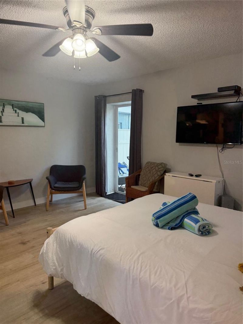 170 Roosevelt Drive, Unit 10, Sarasota, FL 34236 Photo