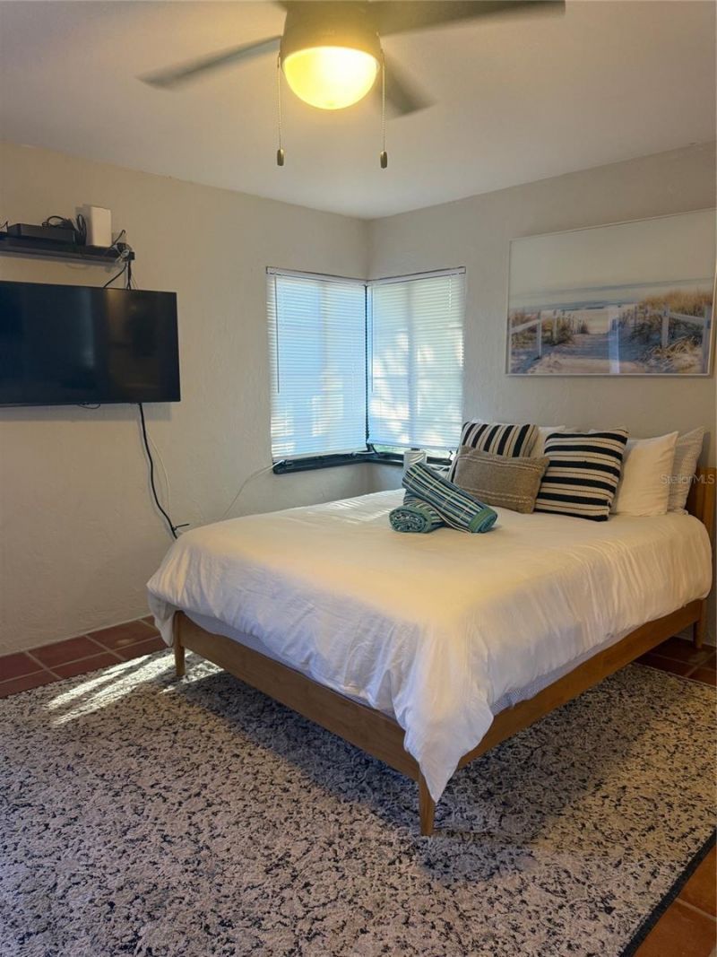 170 Roosevelt Drive, Unit 10, Sarasota, FL 34236 Photo