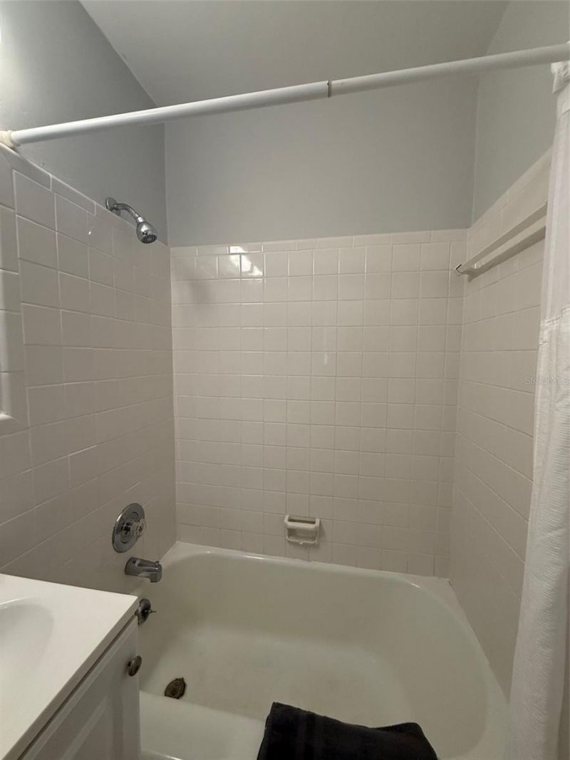 170 Roosevelt Drive, Unit 10, Sarasota, FL 34236 Photo