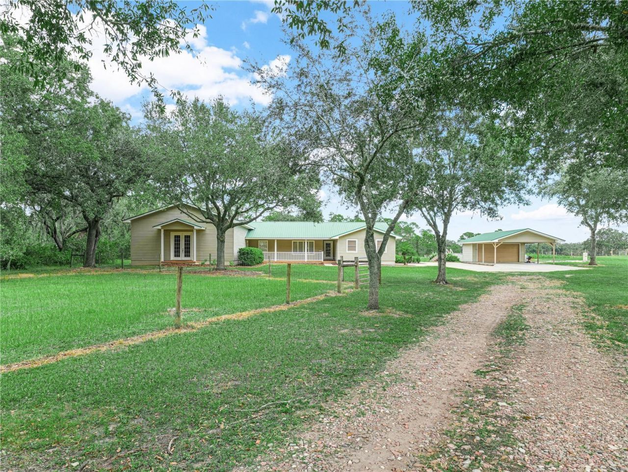 3963 Mammoth Grove Road, Lake Wales, FL 33898 Photo