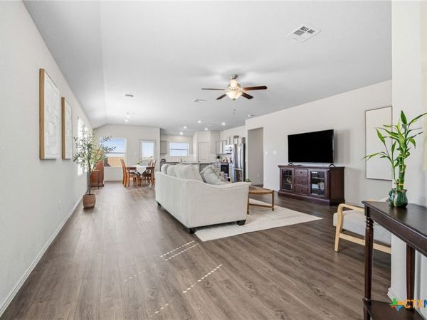 709 Carol Drive , Hutto, TX 78634