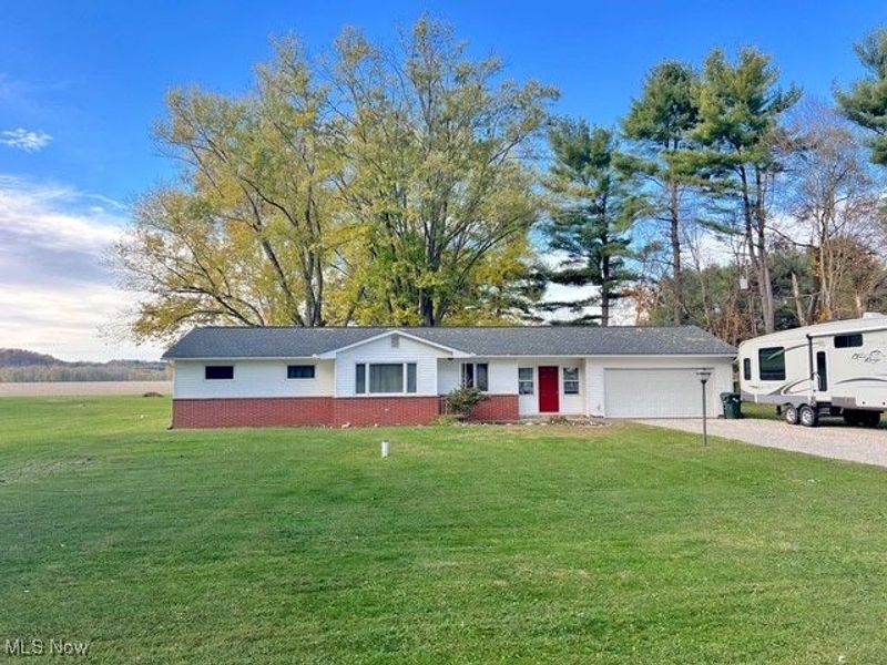 6852 Riverside Road SE, Uhrichsville, OH 44683 Photo 1