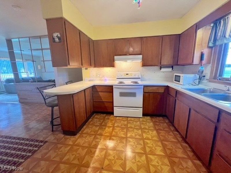 6852 Riverside Road SE, Uhrichsville, OH 44683 Photo 8