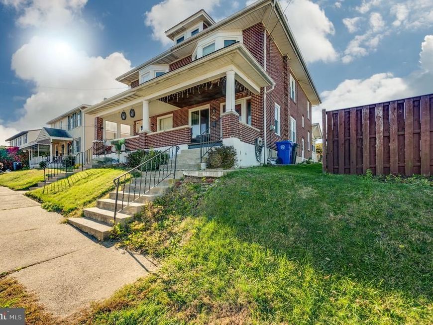 212 Arlington Street, Reading, PA 19611 Main Photo