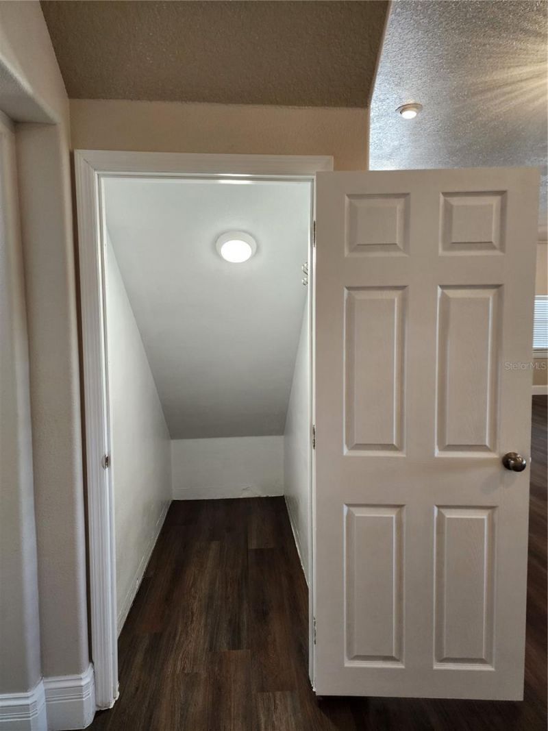 24247 Wolf Branch Road, Sorrento, FL 32776 Photo