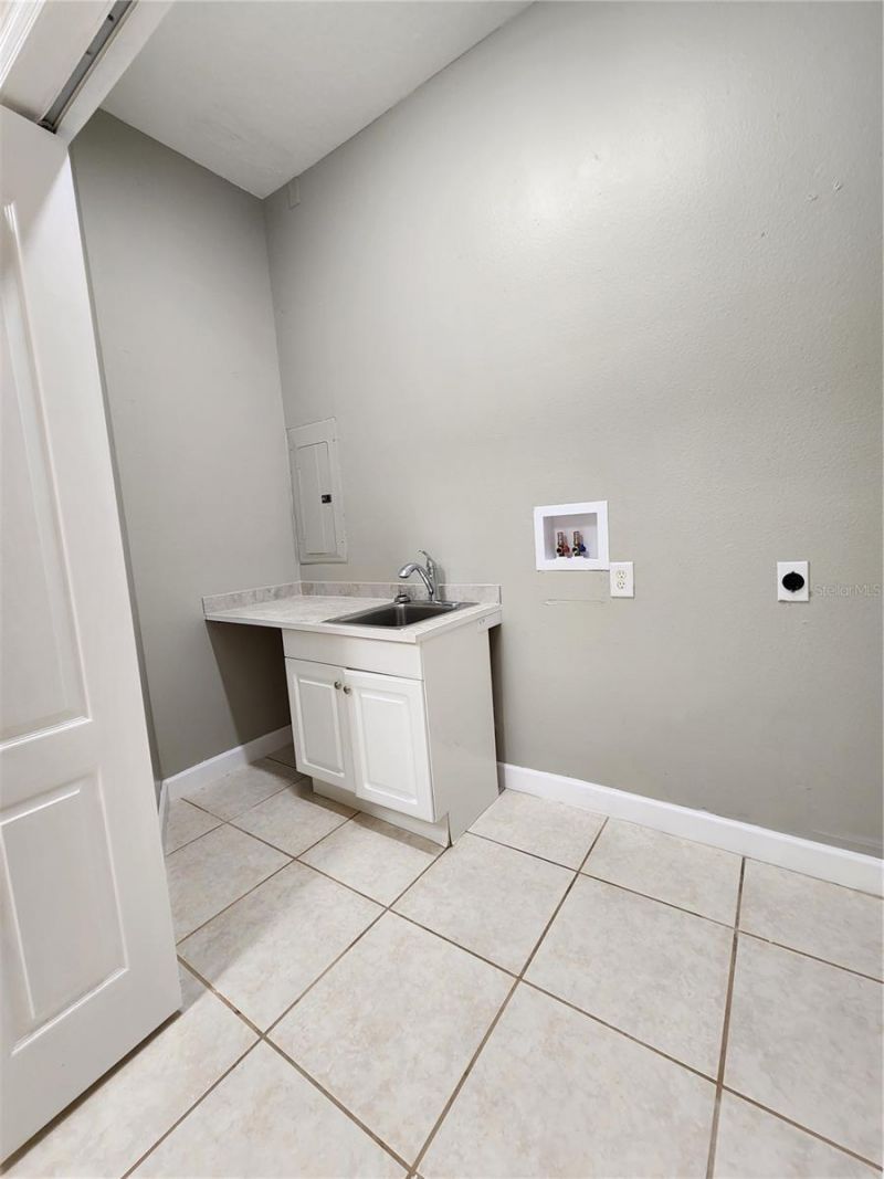 24247 Wolf Branch Road, Sorrento, FL 32776 Photo