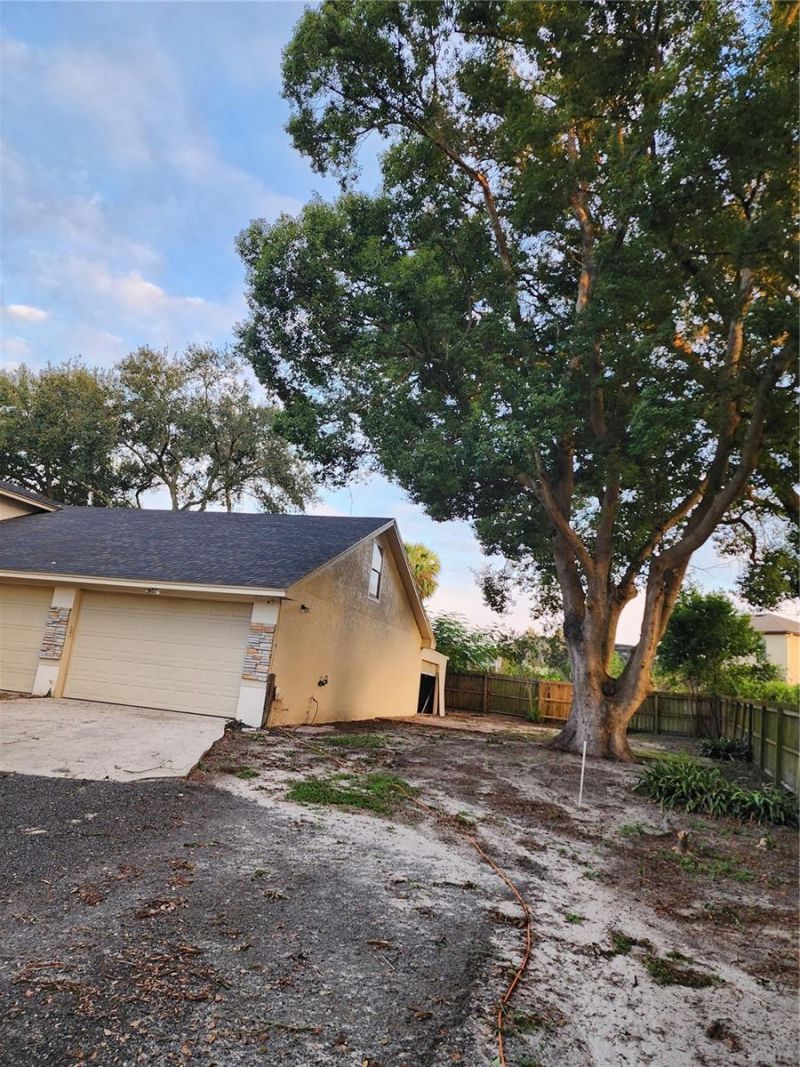 24247 Wolf Branch Road, Sorrento, FL 32776 Photo
