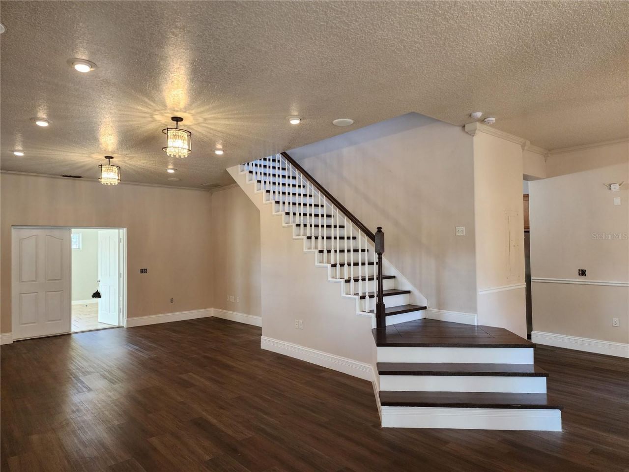 24247 Wolf Branch Road, Sorrento, FL 32776 Photo