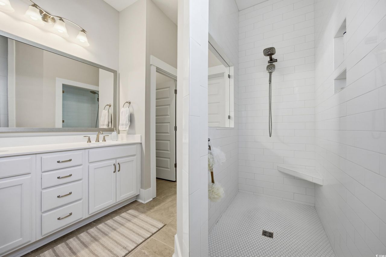 121 Black Water Dr. Photo 26