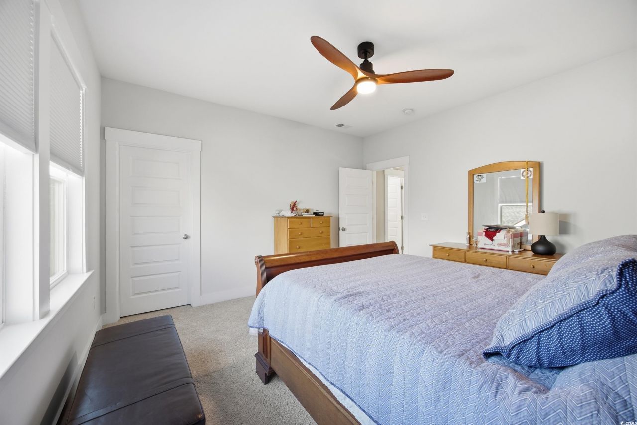 121 Black Water Dr. Photo 32