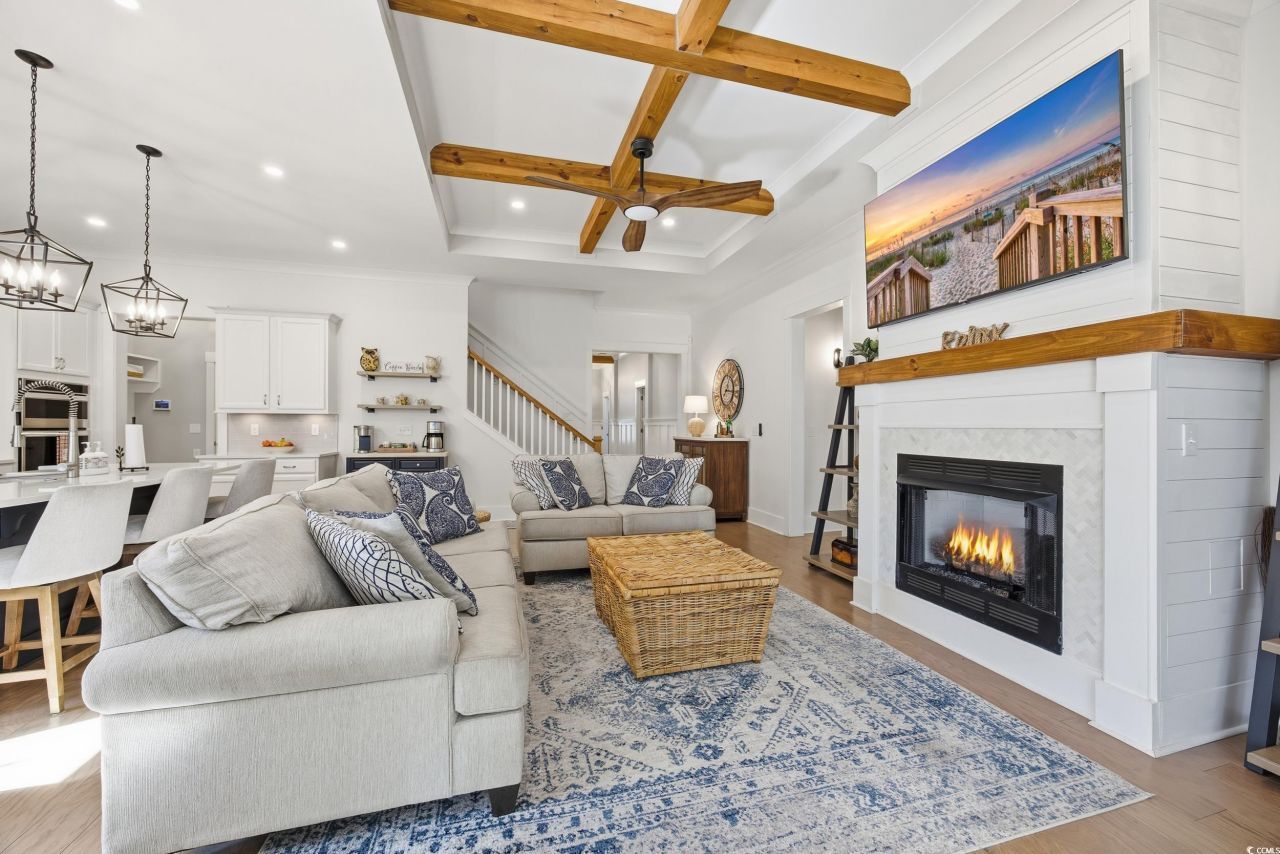 121 Black Water Dr. Photo 7