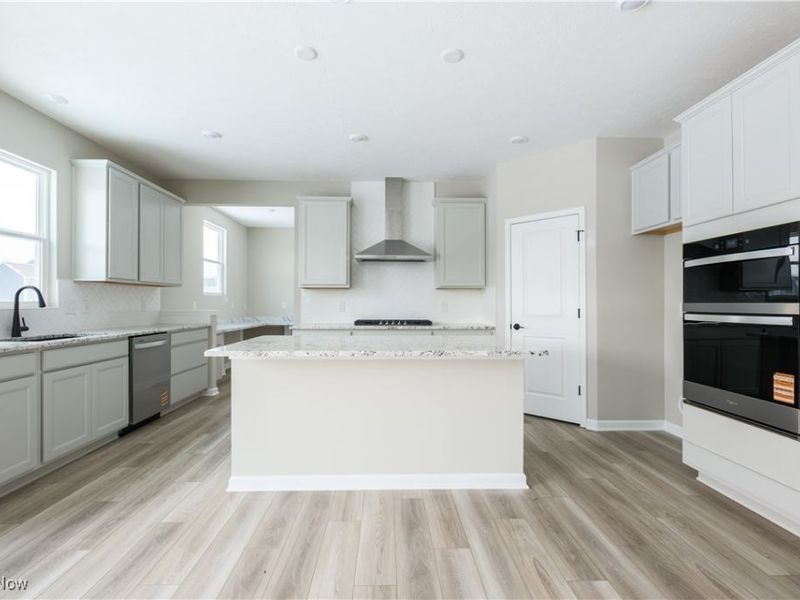 11055 Davids Court, Columbia Station, OH 44028 Photo 10