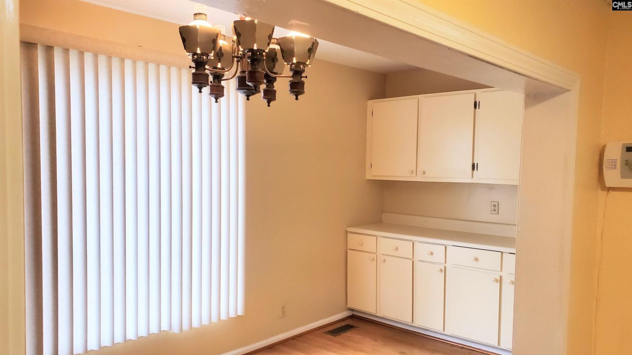 1107 Ardis Road Photo 10