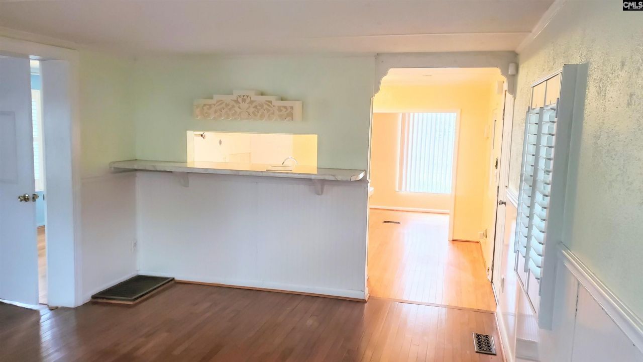 1107 Ardis Road Photo 7