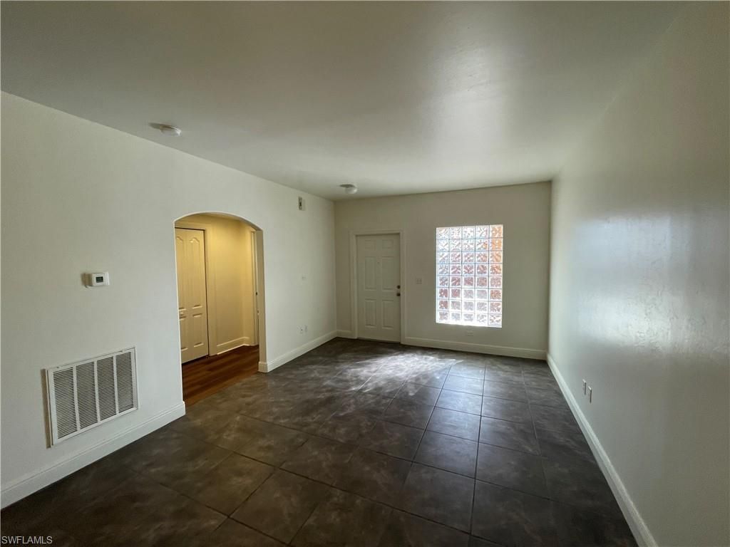 4110 Castilla Cir, Unit 102, Fort Myers, FL 33916 Photo