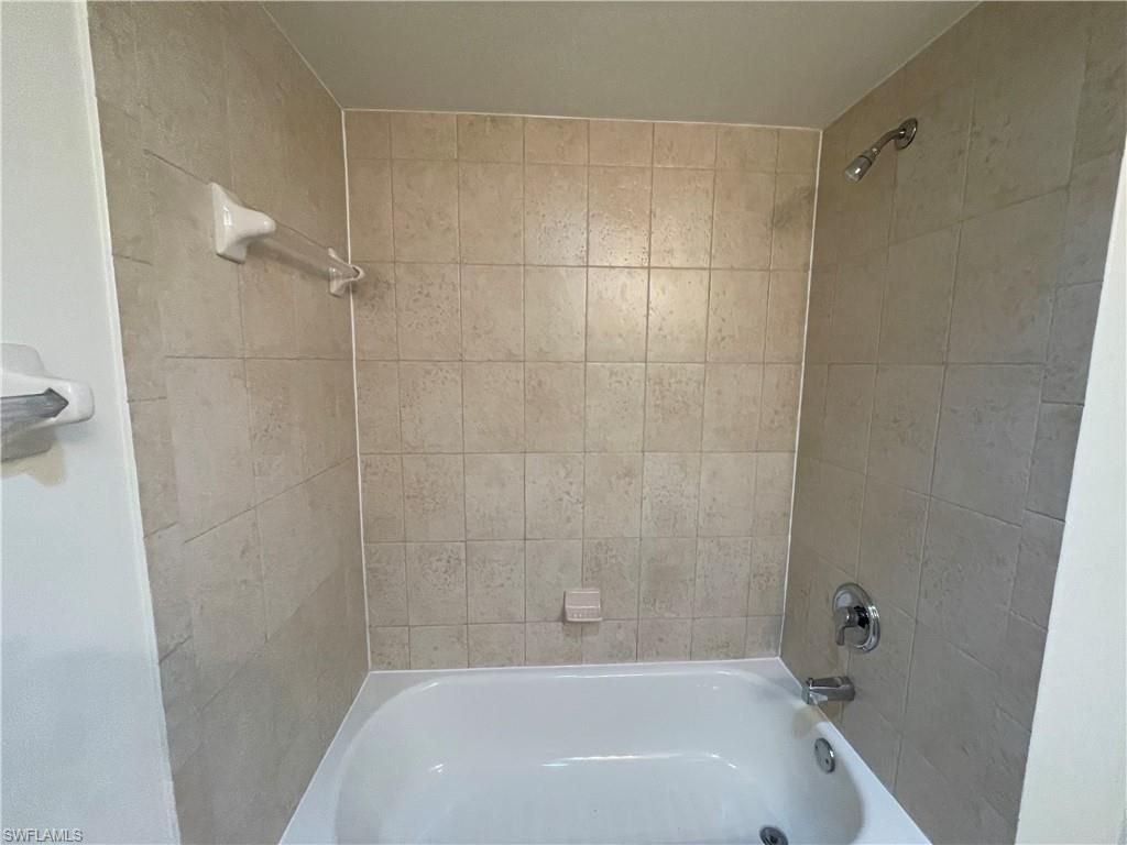 4110 Castilla Cir, Unit 102, Fort Myers, FL 33916 Photo