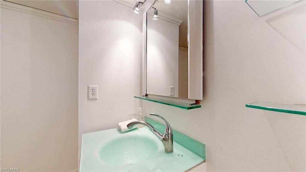 1912 S Ocean Dr, Unit 9A, Hallandale Beach, FL 33009 Photo