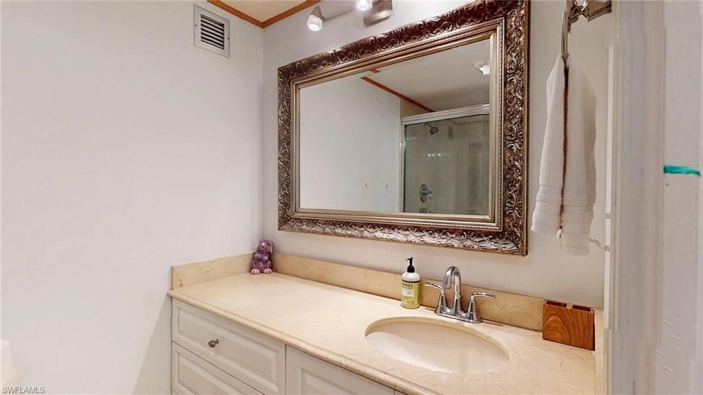 1912 S Ocean Dr, Unit 9A, Hallandale Beach, FL 33009 Photo