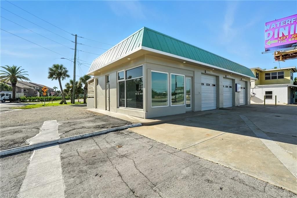 19003 San Carlos Blvd, Fort Myers Beach, FL 33931 Photo
