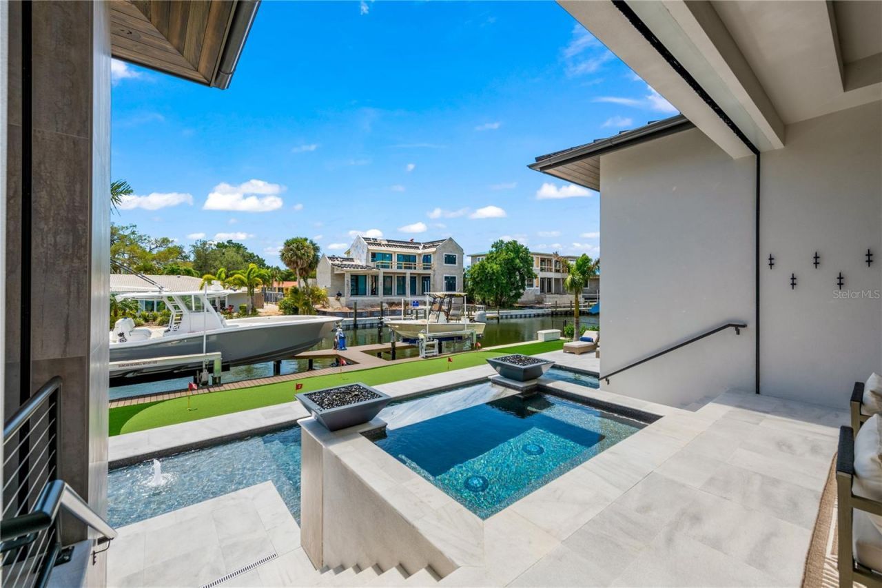 5362 Shadow Lawn Drive, Sarasota, FL 34242 Photo