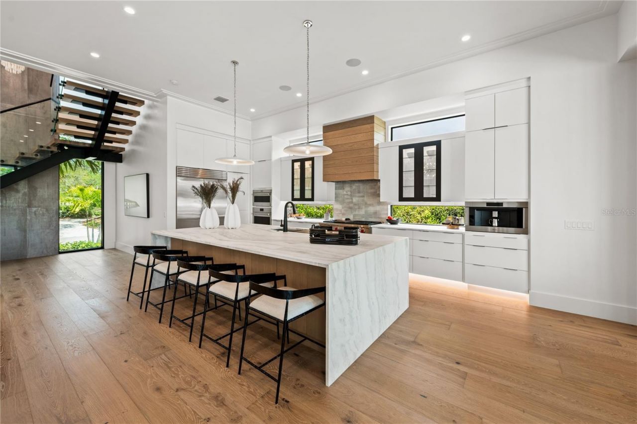 5362 Shadow Lawn Drive, Sarasota, FL 34242 Photo